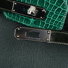 Load image into Gallery viewer, Limited Edition Birkin 30 Bag Patchwork Emerald Green Crocodile &amp; Six Skins