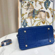 Load image into Gallery viewer, Blue Croc Embossement Leather Handbags Metal Lock Satchel Bag