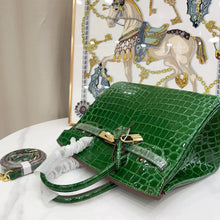 Load image into Gallery viewer, Birkin Emerald Shiny Niloticus Crocodile Gold Hardware