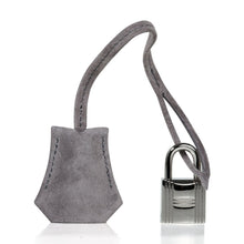 Load image into Gallery viewer, Birkin 25 Bag Gris Fume Doblis Suede with Palladium Hardware