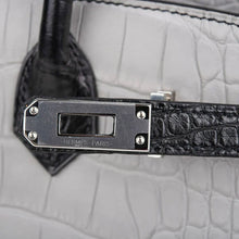 Load image into Gallery viewer, Birkin 25 HSS Bag Gris Perle / Black Matte Alligator Palladium Hardware