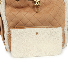 Load image into Gallery viewer, Chanel Medium 25 Hobo Bag Beige Suede and White Shearling Antique Gold Hardware