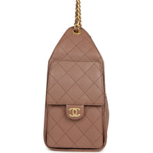Load image into Gallery viewer, Chanel Small 25 Hobo Bag Brown Caviar Antique Gold Hardware
