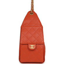 Load image into Gallery viewer, Chanel Small 25 Hobo Bag Dark Orange Caviar Antique Gold Hardware