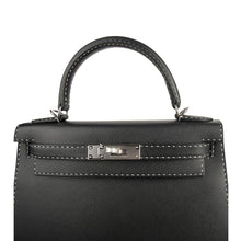 Load image into Gallery viewer, Kelly 28 Bag Black Un Point Sur Deux Veau Graine Monsieur Limited Edition