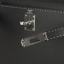 Load image into Gallery viewer, Kelly 28 Bag Black Un Point Sur Deux Veau Graine Monsieur Limited Edition