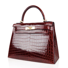 Load image into Gallery viewer, Kelly 28 Bag Sellier Bourgogne Red Navy Contour Crocodile Gold Hardware
