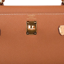 Load image into Gallery viewer, Kelly 25 Sellier Bag Gold Epsom Leather with Gold Hardware