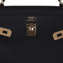 Load image into Gallery viewer, Kelly Touch 25 Retourne Bag Black Lizard / Togo Permabrass Hardware