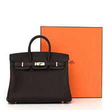 Load image into Gallery viewer, Birkin 25 Togo handbag is made of extremely soft calfskin