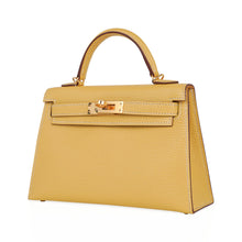 Load image into Gallery viewer, Mini Kelly 20 Sellier Jaune Foin Bag Chevre Gold