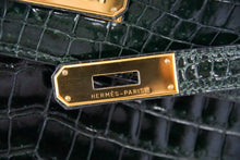 Load image into Gallery viewer, Kelly 28 Bag Exotic Vert Fonce Porosus Crocodile Gold