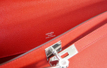 Load image into Gallery viewer, Kelly Cut Bag Clutch Rouge Casaque Epsom Palladium