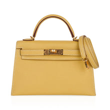 Load image into Gallery viewer, Mini Kelly 20 Sellier Jaune Foin Bag Chevre Gold
