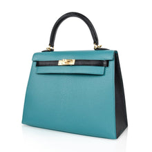 Load image into Gallery viewer, Kelly 25 Sellier Bag HSS Blue Paon / Black Chevre Mysore Gold Hardware