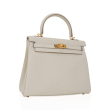 Load image into Gallery viewer, Kelly 25 Retourne Bag Beton Togo Leather with Gold Hardware