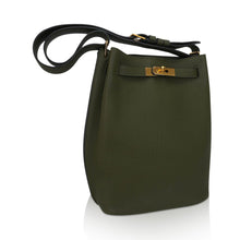 Load image into Gallery viewer, So Kelly 22 Vert Veronese Tote Shoulder Bag Gold Hardware Togo Leather