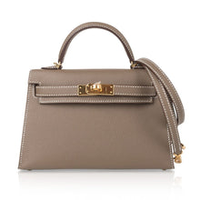 Load image into Gallery viewer, Kelly 20 Mini Sellier Bag Etoupe Limited Edition Epsom Gold Hardware