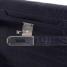 Load image into Gallery viewer, Kelly Depeches 25 Pouch Blue Indigo Matte Alligator with Palladium Hardware