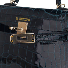 Load image into Gallery viewer, Limited Edition Verso Mini Kelly 20 Sellier Bag Vert Rousseau &amp; Blue Paon Alligator with Permabrass Hardware