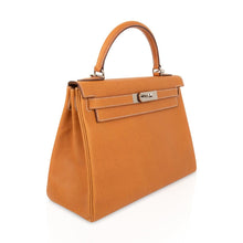Load image into Gallery viewer, Kelly 28 Bag Gold Peau Porc Leather with Palladium Hardware